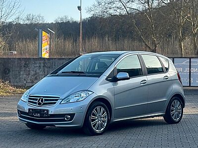 Mercedes-Benz A-Klasse A 180 ELEGANCE 55tkm 1.HAND AUTOMATIK