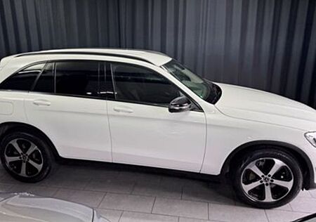 Mercedes-Benz GLC-Klasse GLC 200 4MATIC Autom. -