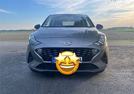 Hyundai i10 1.2 Intro Voll Ausstattung