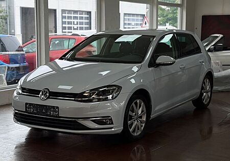 VW Golf Volkswagen VII Lim. Highline EU6 Navi, PDC Tüv neu