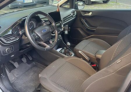 Ford Fiesta 1,0 EcoBoost 70kW Cool & Connect Cool...