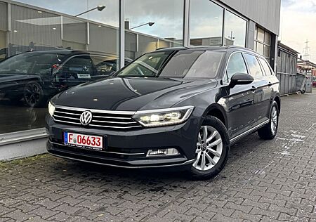 VW Passat Variant Volkswagen Comfortline LED/Nav/PDC/HUD/AHK