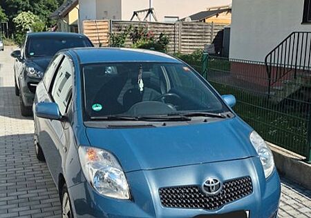 Toyota Yaris 1,3 - Limited Edition - TÜV bis 2027!