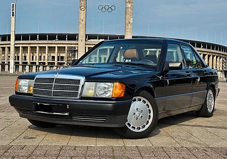 Mercedes-Benz 190 190E 3.0