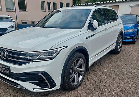 VW Tiguan Allspace Volkswagen R-Line 4M MATRIX 7SEATS StHeiz
