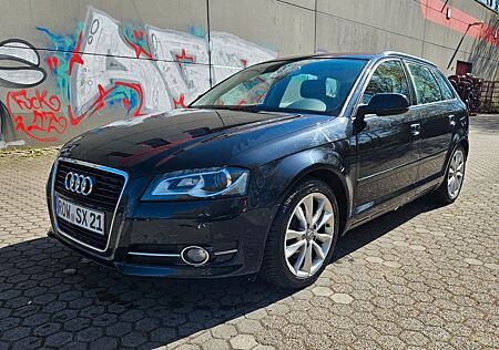 Audi A3 Sportback 2.0 TDI Ambition XENON TEMP SHZ TÜV