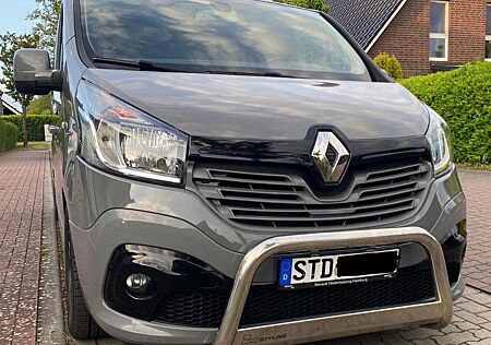 Renault Trafic dCi 145 9 Sitze Standhzg AHK Kamera Navi