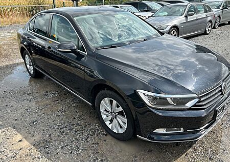 VW Passat Volkswagen Lim. Highline BMT/Start-Stopp