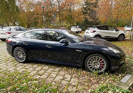 Porsche Panamera Turbo PDK Scheckheft