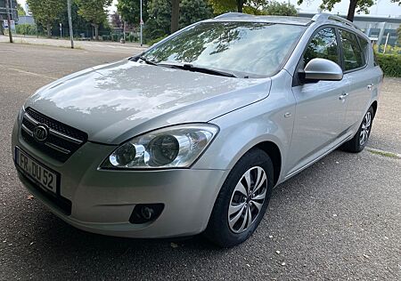 Kia Cee'd / Ceed Sporty Wagon 1.6 CVVT EX EX TÜV Neu