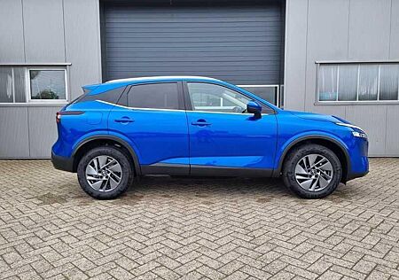 Nissan Qashqai 1.3 DIG-T MHEV 140PS Acenta PanoGlas...