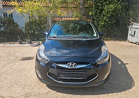 Hyundai ix20 FIFA world Cup Edition TÜV Neu