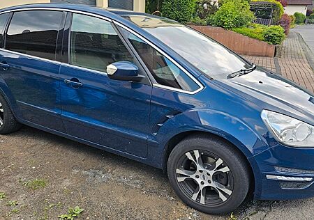 Ford S-Max 2,2 TDCi 147kW DPF Titanium Autom. Tit...