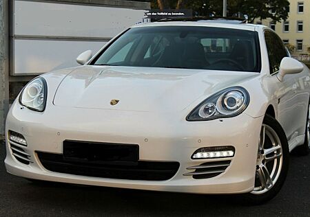 Porsche Panamera 4S