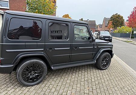 Mercedes-Benz G 450 d AMG LINE /Manufaktur Schwarz/STEINSCHUTZ