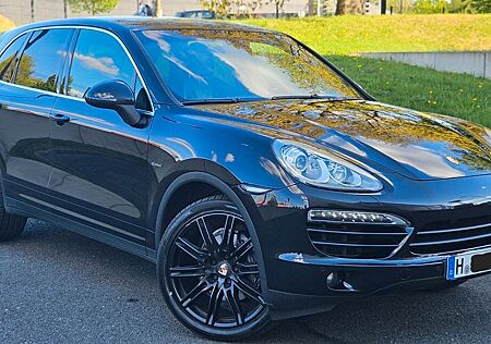 Porsche Cayenne Diesel - 3.0 Diesel AHK GTS Felgen TOP