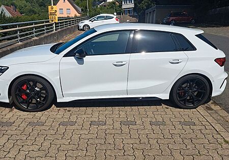 Audi RS3 Sportback -Matrix -Adaptives -Sound- MwSt.