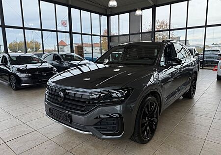 VW Touareg Volkswagen R-Line 4Motion Blackstyle