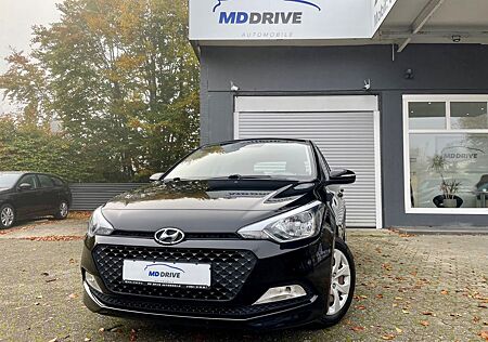 Hyundai i20 blue Classic 1HAND/KLIMA/AHK/