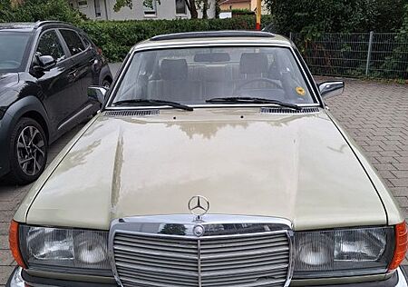 Mercedes-Benz 280