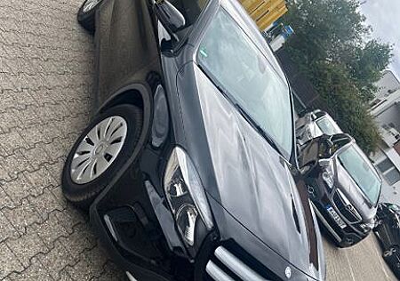 Mercedes-Benz GLA 180 -