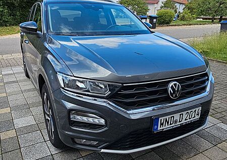 VW T-Roc Volkswagen 1.5 TSI DSG, AHK, Kamera