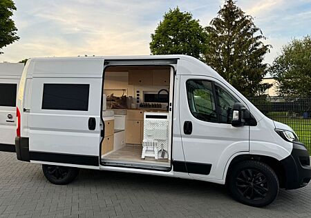 Fiat Ducato L2H2 Campervan - 10.000km