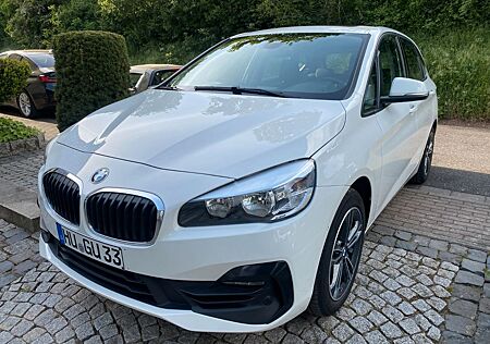 BMW 216d Active Tourer Pano Sportsitze SHZ PDC Navi