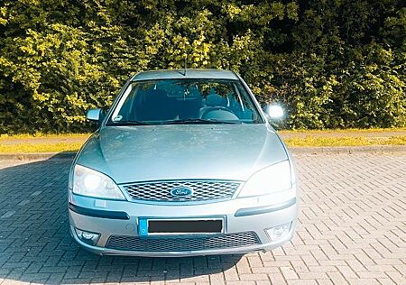 Ford Mondeo 1.8 92 kW Ghia Ghia