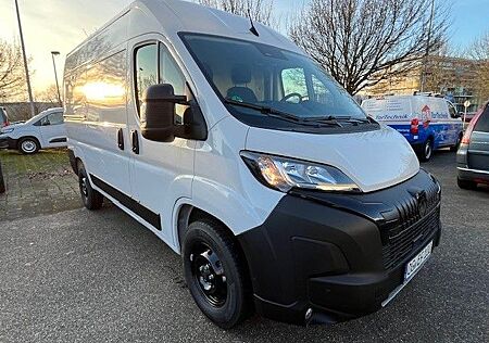 Peugeot Boxer Kastenwagen 335 L2H2 BlueHDI 180