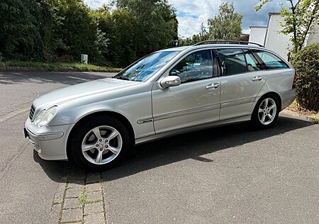 Mercedes-Benz C 200 KOMPRESSOR T AVANTGARDE, NAV, LED, Autom.