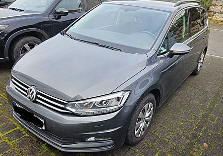 VW Touran Volkswagen 1.4 TSI Comfortline 7 Sitzer