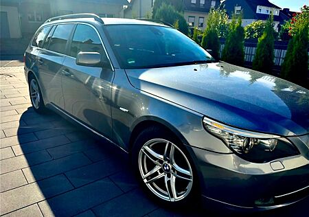 BMW 530xd *Vollausstattung*SoftClose*Panoramadach*