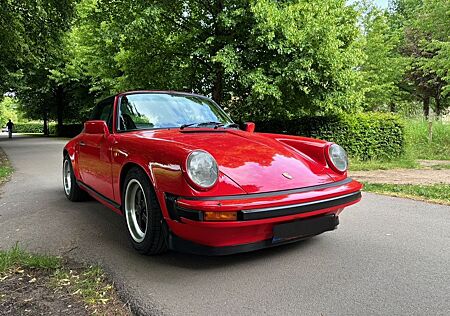 Porsche 911 Urmodell 911 SC Targa deutsches Fahrzeug schöner Zustand