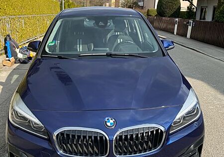 BMW 2er 218 Gran Tourer 218d - Automatik.
