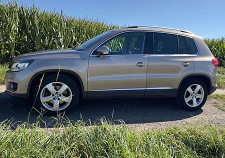 VW Tiguan Volkswagen 1.4 TSI BlueMotion Automatik | 108 TKM