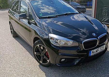 BMW 2er 220 Gran Tourer 220d Advantage