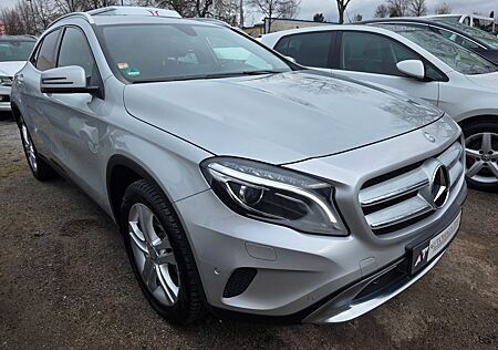 Mercedes-Benz GLA 200 Leder-Automatik-PDC-KeyGo-Memory