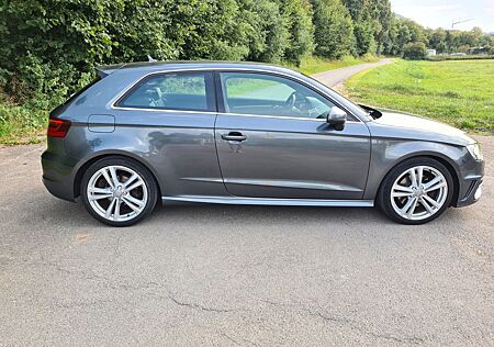 Audi A3 2.0 TDI S tronic quattro S line