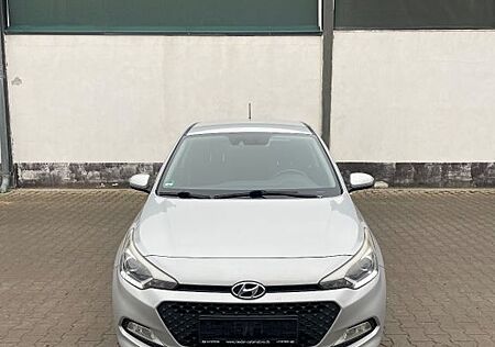 Hyundai i20 1.1 CRDi YES! Gold YES! Gold