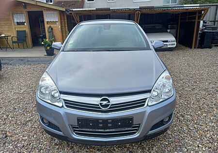 Opel Astra H Lim. Edition