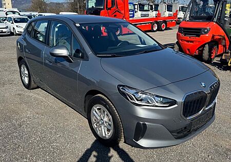 BMW 218 Active Tourer - Navi - LED