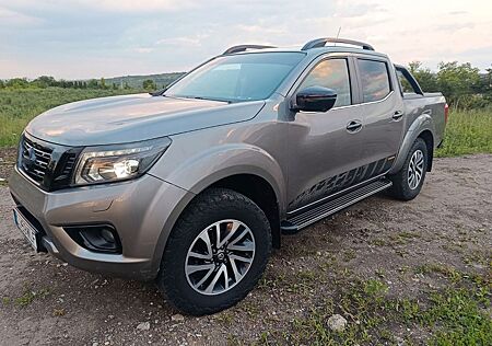 Nissan Navara N-Guard Double Cab 4x4 AUTOMATIK P-Leder