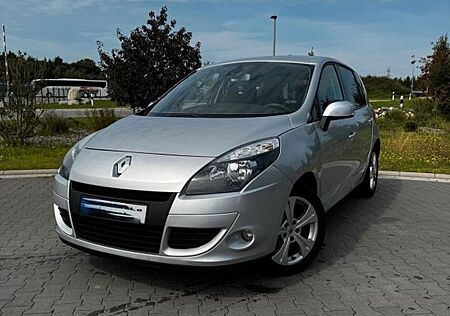 Renault Scenic Authentique 1.6 16V 110 Authentique
