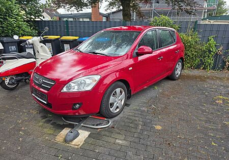 Kia Cee'd / Ceed 1.4 CVVT 1. Hand 74.053km Tüv 07/26