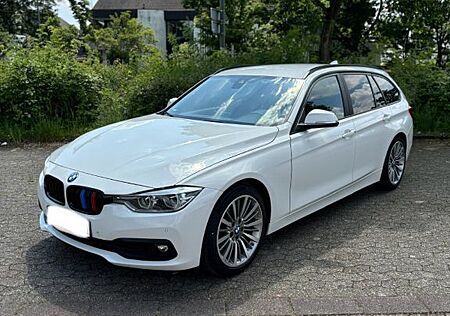 BMW 320d Touring PDC AHK SHZ NAVI Kardon 8fach