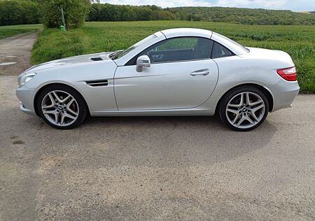 Mercedes-Benz SLK 200 -