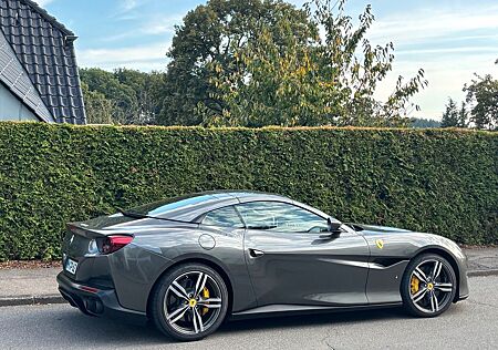 Ferrari Portofino 3.9 T V8 DCT - Top Gelegenheit!