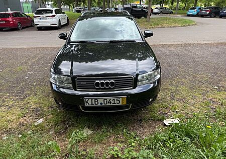 Audi A4 2.4 Avant -2.4 V6 | S-Line | TÜV neu