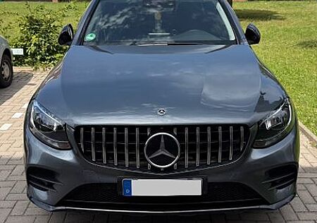 Mercedes-Benz GLC 300 4MATIC AMG Line Distr+ Night-Paket R.
